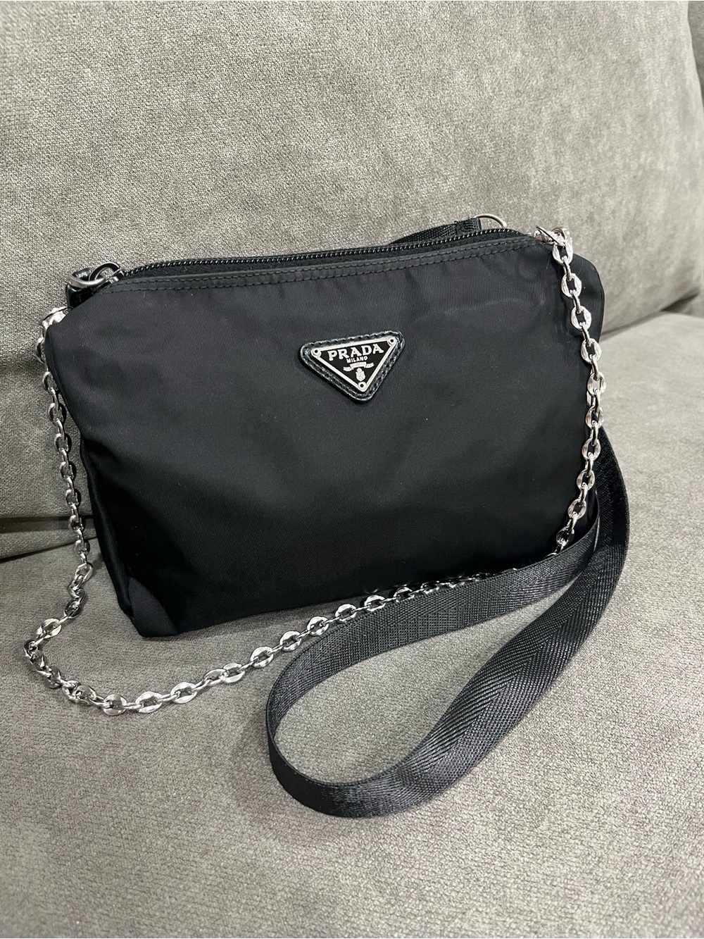 Prada bag - Picture 3 of 16